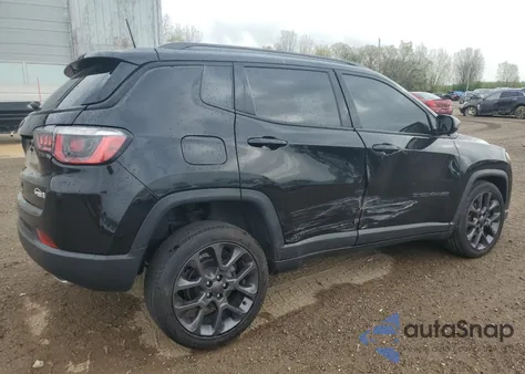 2021 Jeep Compass 80Th Edition z USA, uszkodzony, nr VIN 3C4NJDEB0MT554314